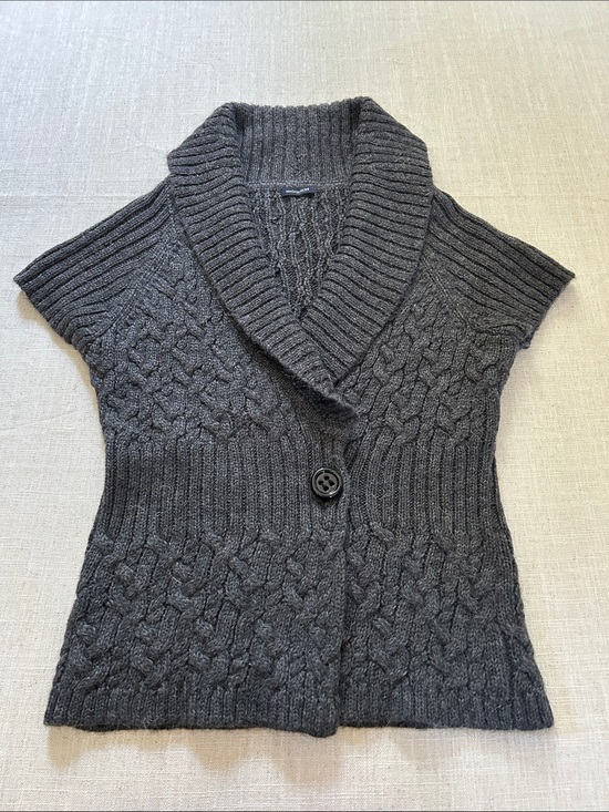 Magaschoni Sweaters - Magaschoni Cable-Knit Sweater Shawl Collar Vest Charcoal Business Casual